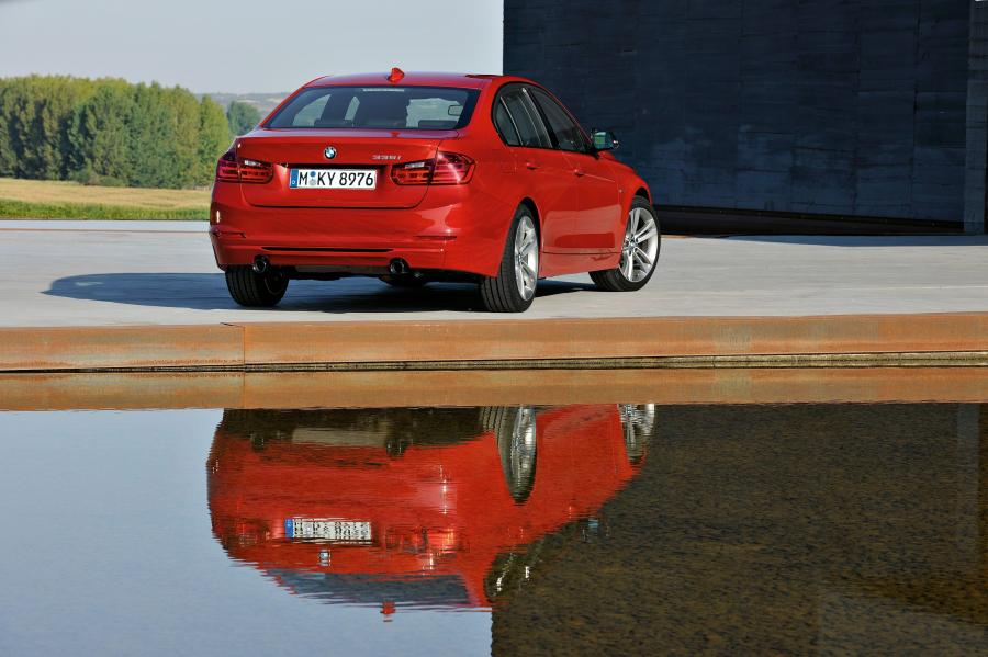 BMW 3-Series 2012 года  (фото 150 из 191)